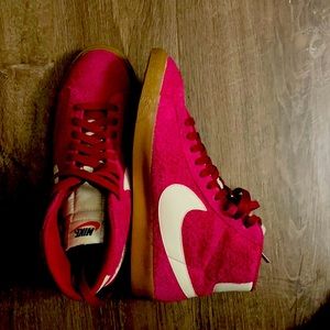 Nike BLAZER MID 77